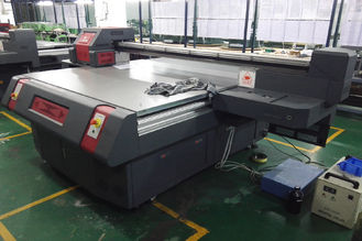 China Glass Large Format Commercial UV Flatbed Printer with 2500x1300mm Epson DX5 Head supplier
