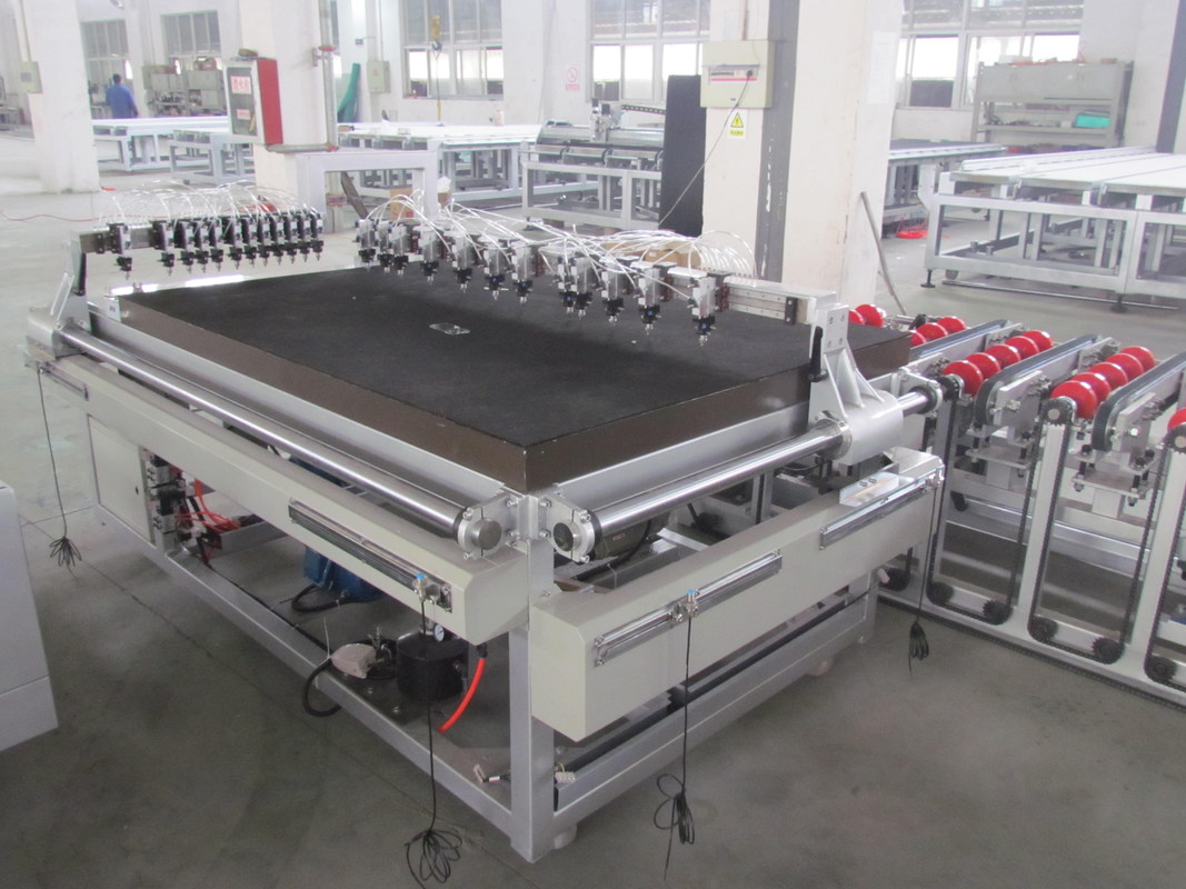 High Cutting Speed Glass Cutting Machine with Breaking Function
